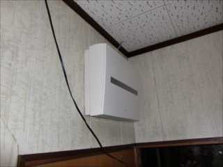 ベランダ天井につけました