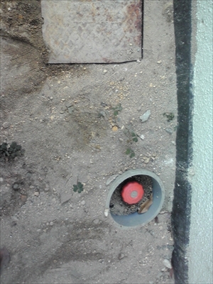 水抜栓取替工事前の画像